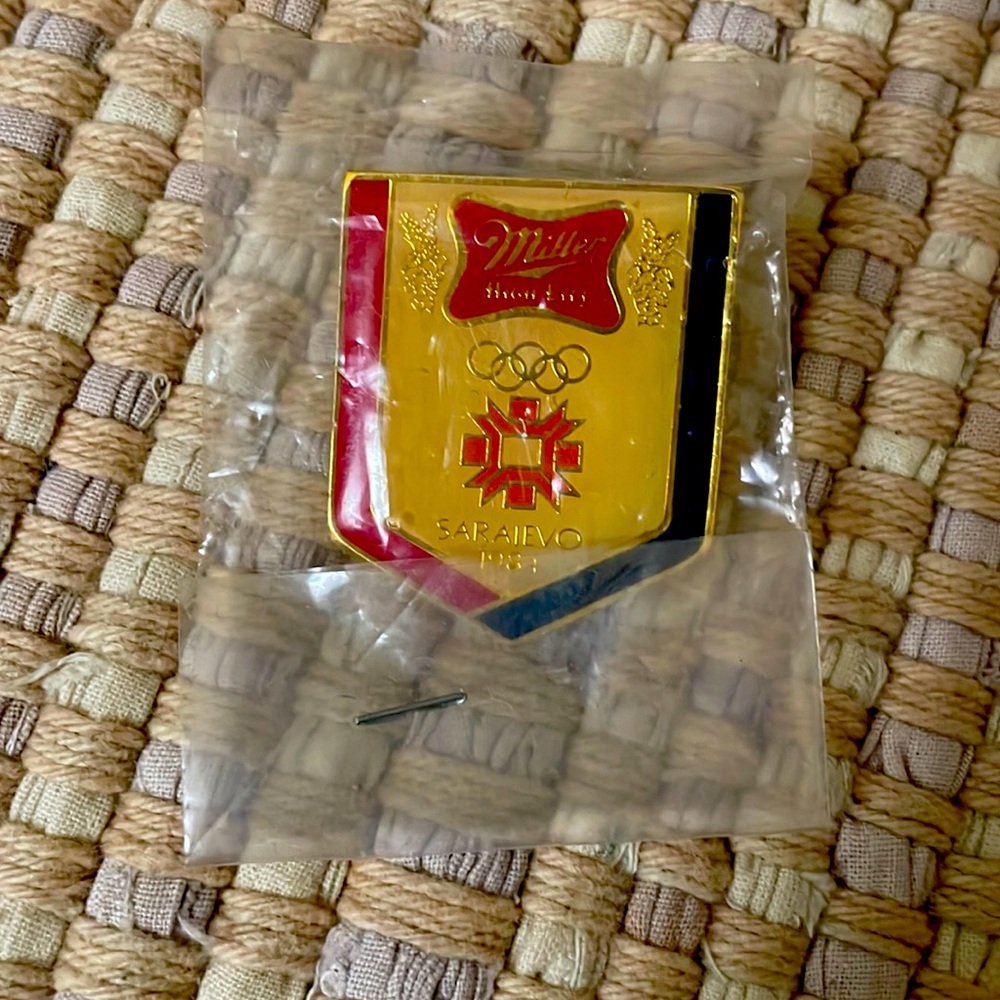 1984 Collector Pin Sarajevo Olympics Miller High Life